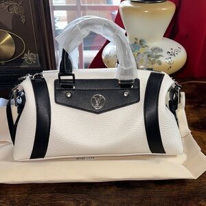 White and Black Pebbled Satchel Handbag with Logo Accent